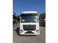 MANB1470_2970684 vehicle image