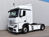 MAN126_2963751 vehicle image