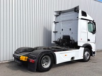 MAN126_2963751 vehicle image