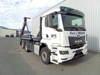 BFS260_1344966 vehicle image