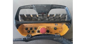 SULG292_2893914 vehicle image