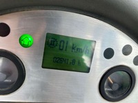 MERC9702_2667175 vehicle image
