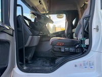 AGRO3463_2786915 vehicle image