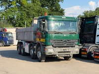 UNIK8334_2964580 vehicle image