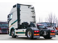 DOLD2821_2829353 vehicle image