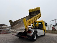 UNIK8334_2773418 vehicle image