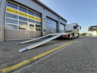 STET8332_2768326 vehicle image