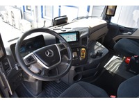 TOC1273_2922266 vehicle image