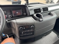 AGRO3463_2657595 vehicle image