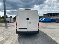 BARR136_2830700 vehicle image