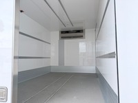 PERR4521_2917999 vehicle image