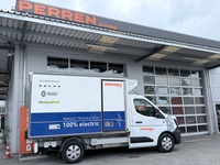 PERR4521_2917999 vehicle image