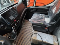 Kall37_2830882 vehicle image