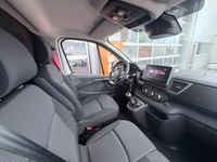PERR4521_2917996 vehicle image