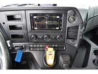 TOC1273_2865064 vehicle image