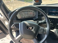 UNIK8334_2690502 vehicle image