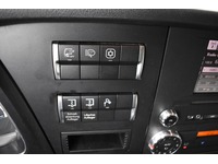 TOC1273_2937902 vehicle image