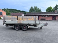 MBTR124_2653072 vehicle image