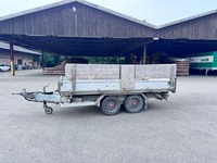 MBTR124_2653072 vehicle image