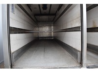 TOC1273_2814266 vehicle image