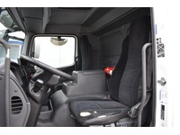 TOC1273_2814266 vehicle image