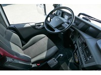 DOLD2821_2885961 vehicle image