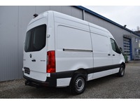 TOC1273_2783611 vehicle image