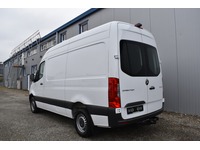 TOC1273_2783611 vehicle image