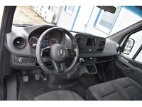 TOC1273_2783611 vehicle image