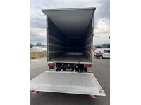 STUD177_3012911 vehicle image