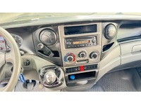 TAMZ4659_2682924 vehicle image
