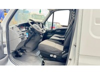TAMZ4659_2682924 vehicle image