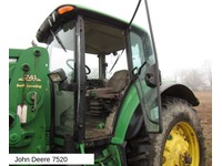 FUER278_2941053 vehicle image