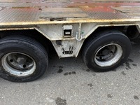 0193026 vehicle image