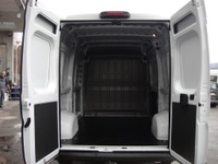 AAGB10694_2856302 vehicle image