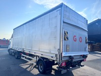 MBTR124_2692776 vehicle image