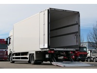 DOLD2821_2761649 vehicle image