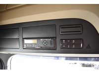 TOC1273_2705444 vehicle image