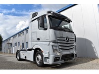 TOC1273_2705444 vehicle image