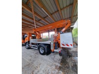 0530025 vehicle image