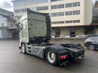 PREI272_2822127 vehicle image