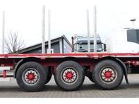 DOLD2821_2838926 vehicle image