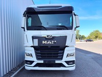 MAN126_2985962 vehicle image