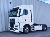 MAN126_2985962 vehicle image