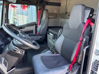 MAN126_2985962 vehicle image