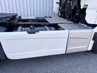MAN126_2985962 vehicle image