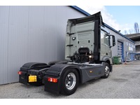 TOC1273_2876609 vehicle image