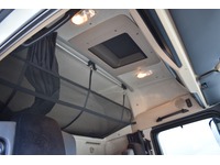 TOC1273_2876609 vehicle image