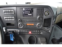 TOC1273_2876609 vehicle image