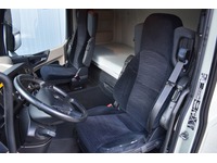 TOC1273_2876609 vehicle image